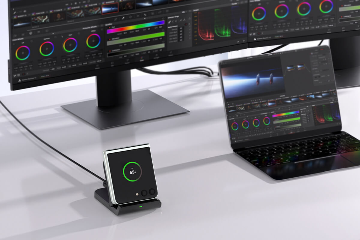 The SwanScout 501S streamlines power for users who rely on foldables like the Samsung Z Flip 6, without cables or clutter.