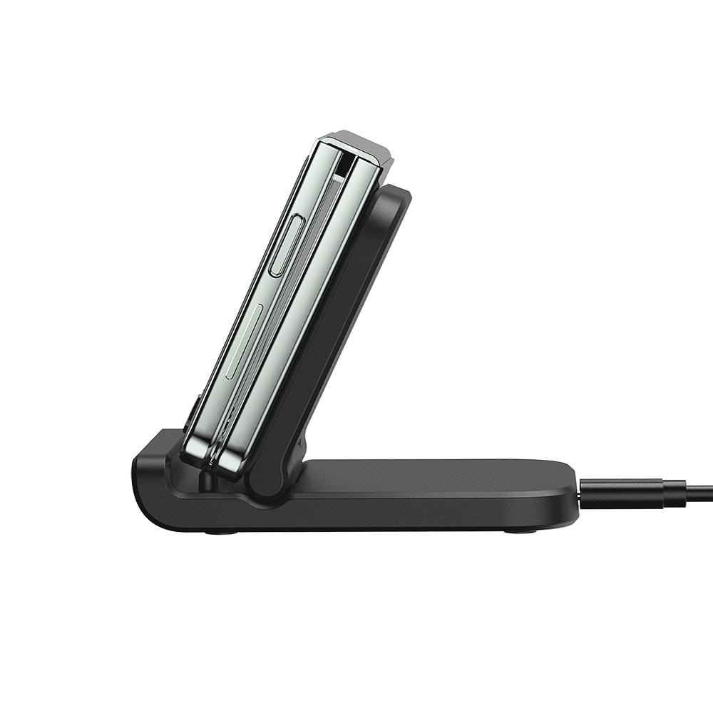 Designed with travel in mind, the SwanScout 501S is fully compatible with the stylish and compact Samsung Flip 6.